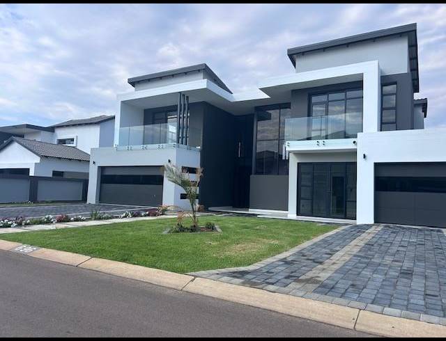 5 BEDROOM HOUSE FOR SALE IN SIX FOUNTAINS RESIDENTIAL ESTATE